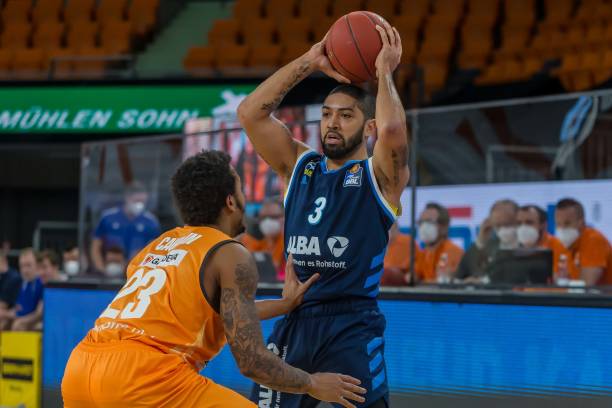 这背后不仅 这背后不仅